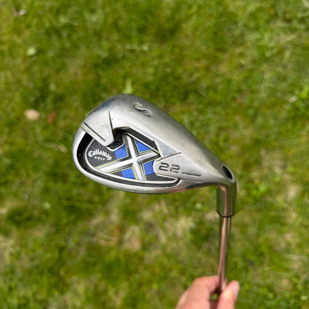 Callaway X-22 Sand Wedge Right Hand True Temper Uniflex Steel Shaft Silver Blue